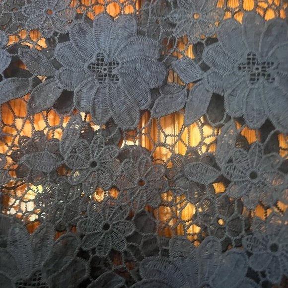 Elegant Navy Floral Lace Blouse - Picture 4 of 4